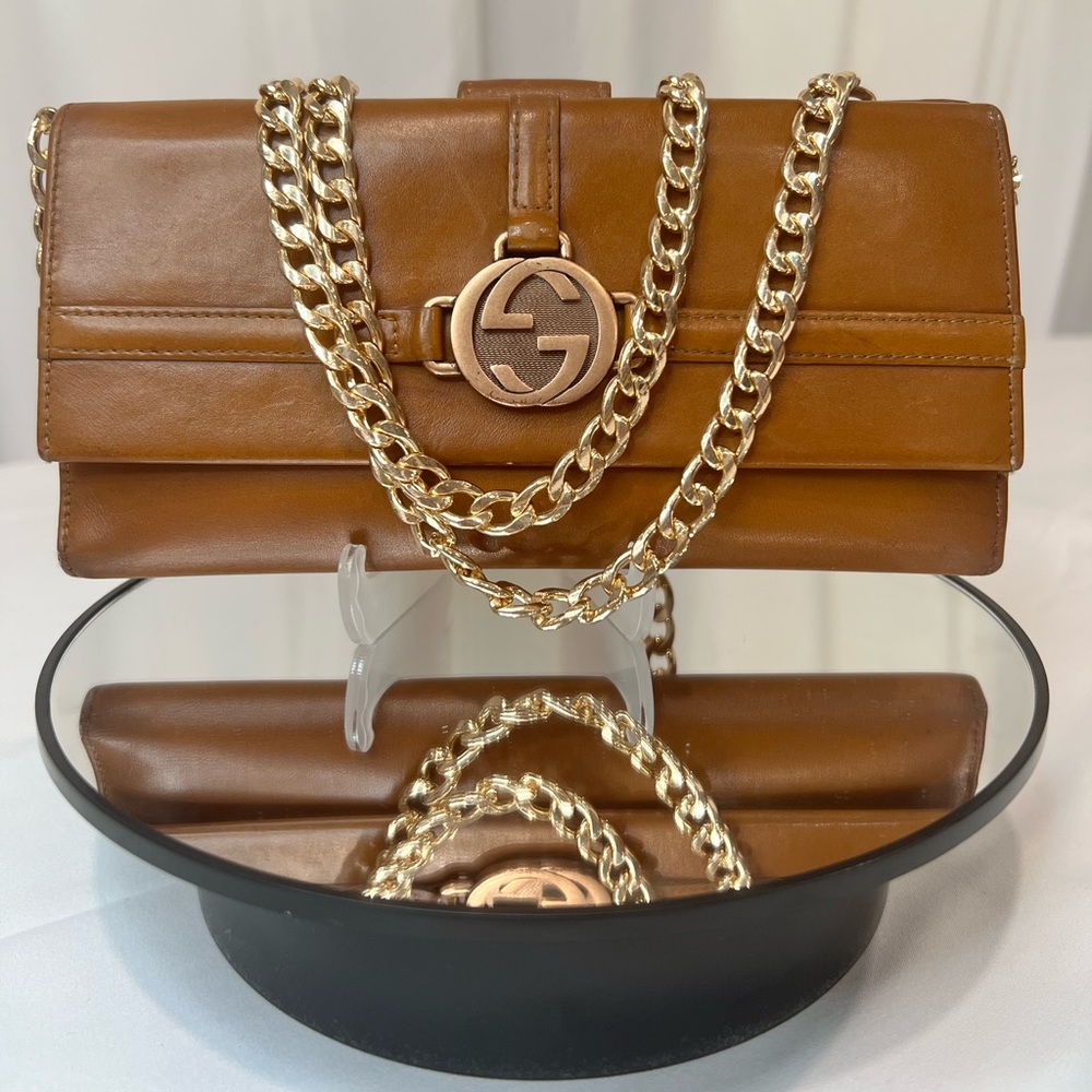 100% Authentic. Gucci Brown Leather Long Wallet (Bi-Fold)